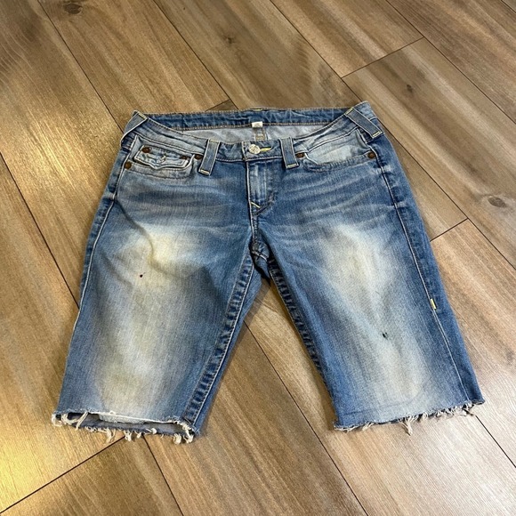 True Religion Other - True Religion Denim Shorts  Distressed Frayed Hem Mens 30